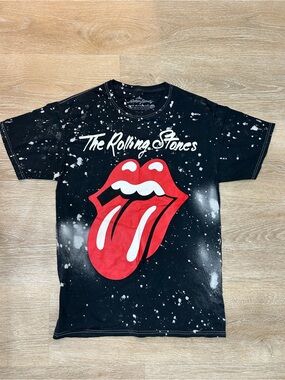 VINTAGE Rolling Stones T Shirt By The Rolling Stones Paint Splatter Lips Sz M